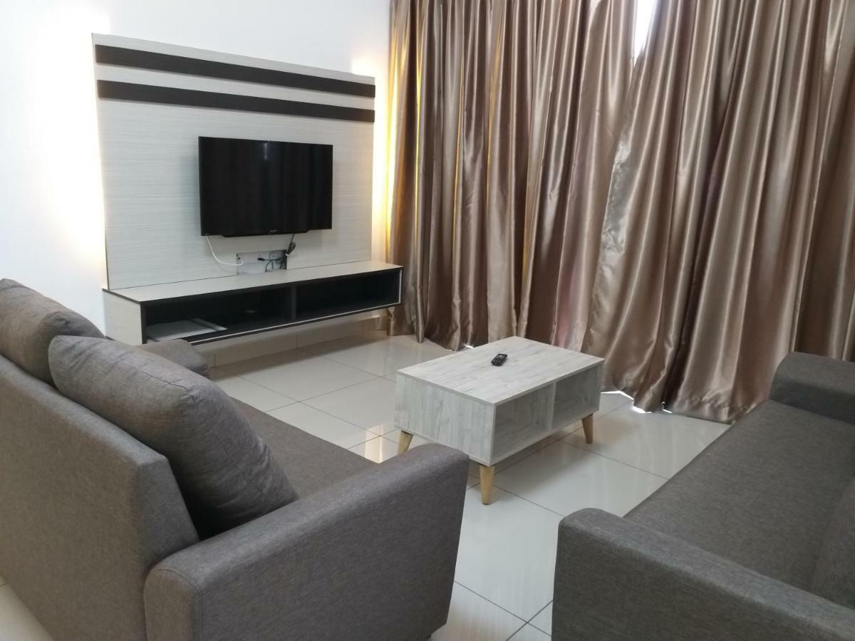 Aliff Avenue 2 Bedroom Homestay Джохор-Бару Экстерьер фото
